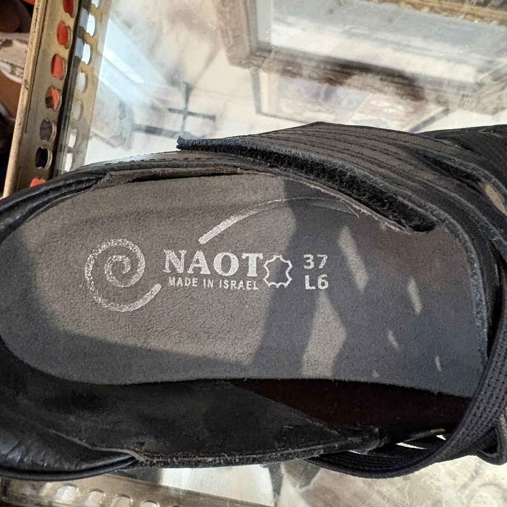 Naot Shoes‎ Womens Size 6 Black Leather Mary Jane Flats Comfort Walking Slip On
